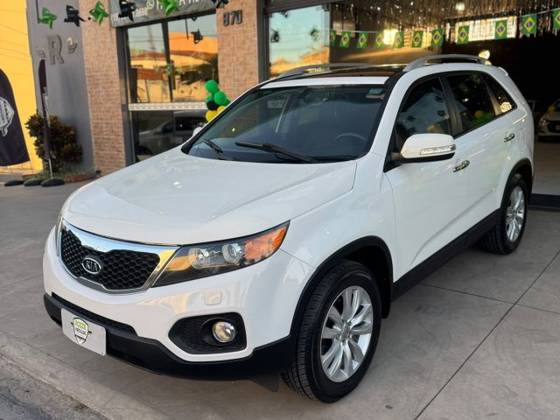 KIA SORENTO 3.5 V6 GASOLINA EX 7L AUTOMATICO KIA SORENTO 3.5 V6 GASOLINA EX 7L AUTOMATICO